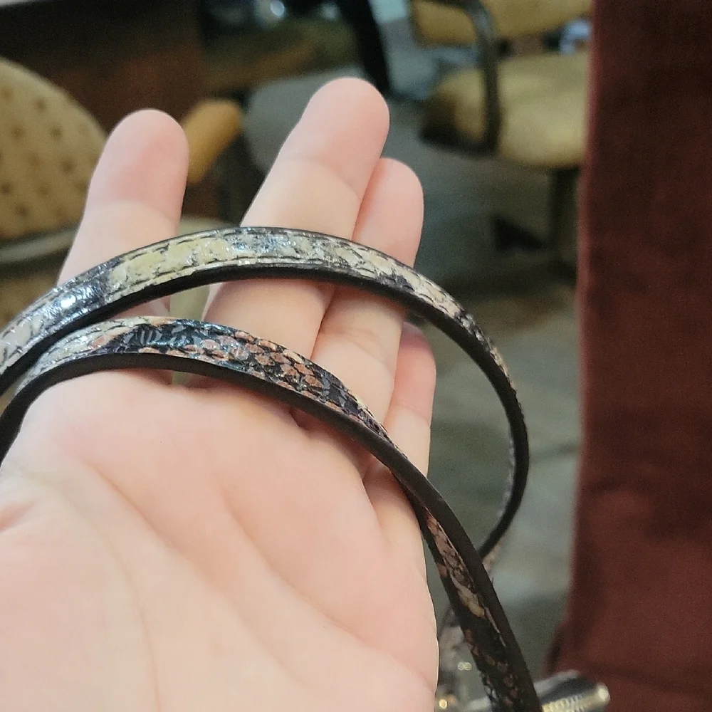 GUESS Multicolor Snake Print Satchel and Wallet - Picture 12 of 12